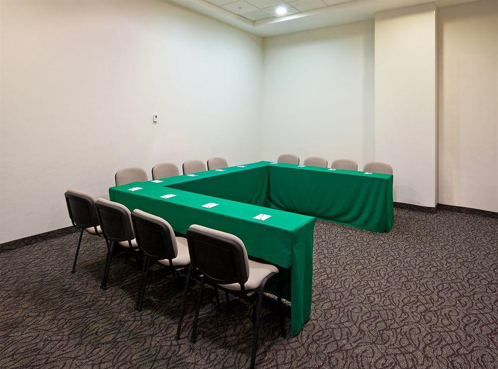 Holiday Inn Express Guadalajara Iteso By Ihg Zapopan Faciliteiten foto