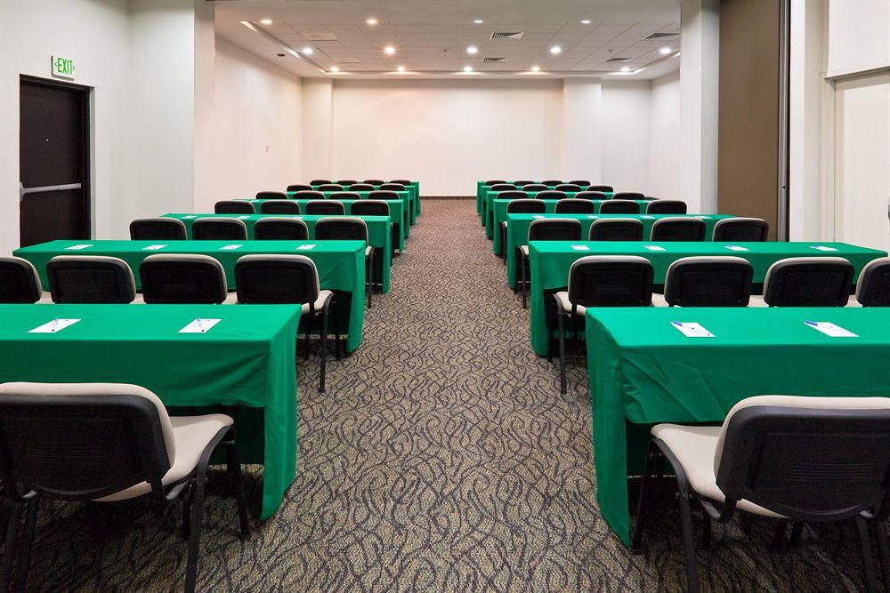 Holiday Inn Express Guadalajara Iteso By Ihg Zapopan Faciliteiten foto