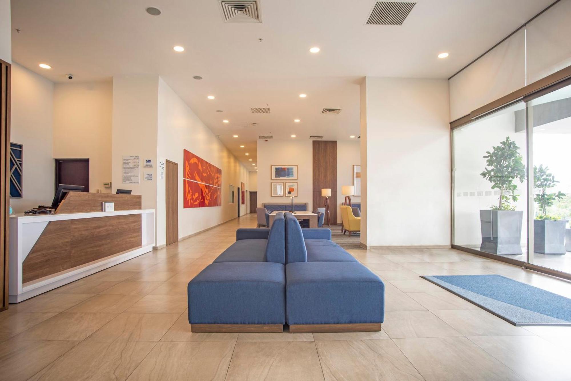 Holiday Inn Express Guadalajara Iteso By Ihg Zapopan Buitenkant foto